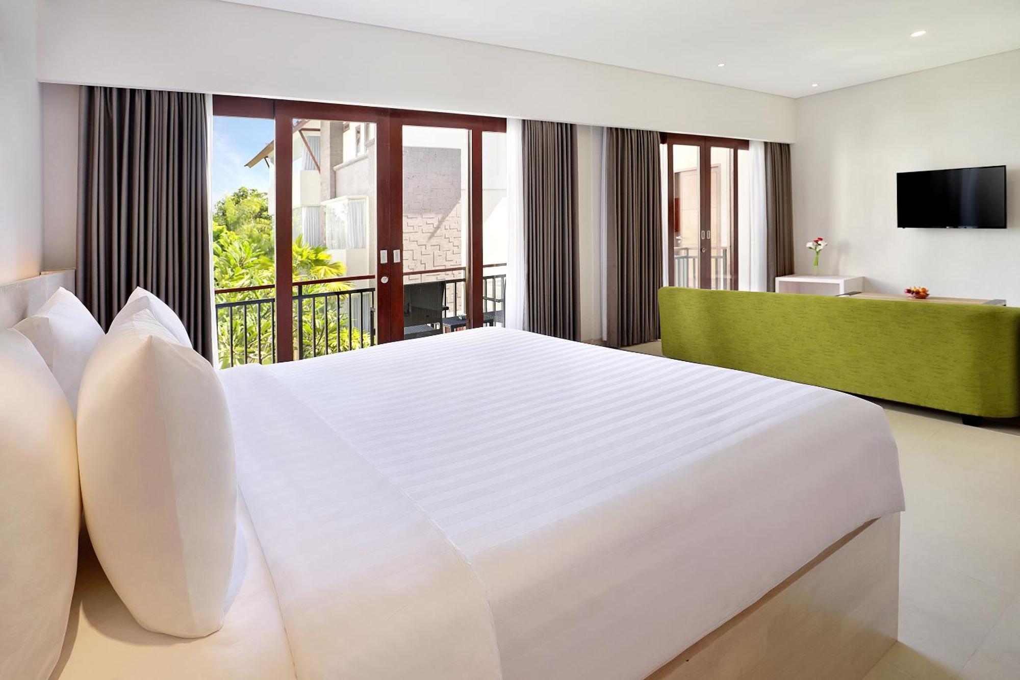 Townhouse Oak Signature Hotel Sanur Extérieur photo