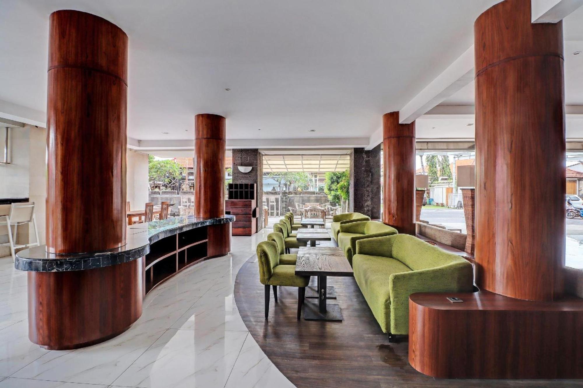 Townhouse Oak Signature Hotel Sanur Extérieur photo