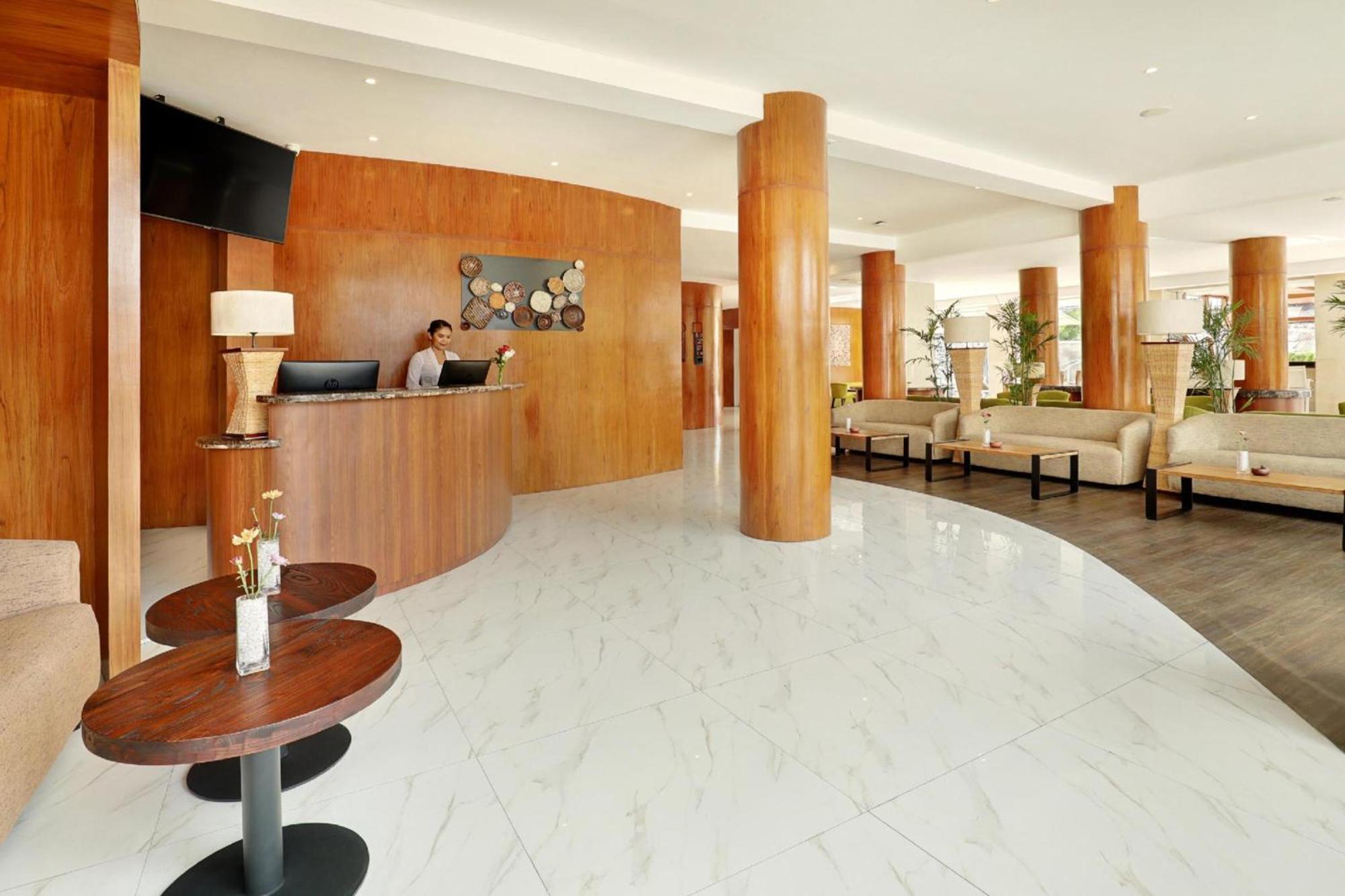 Townhouse Oak Signature Hotel Sanur Extérieur photo